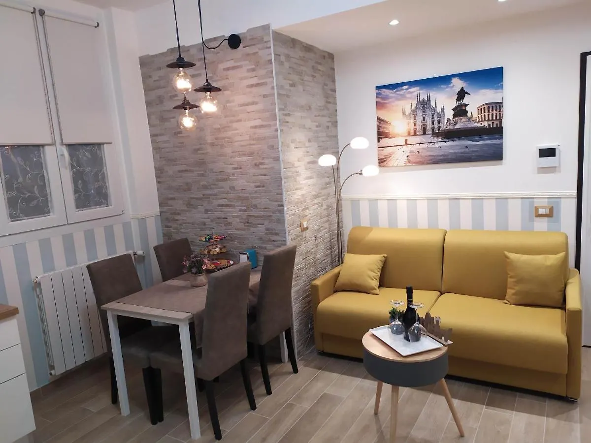 San Siro Dream Home -Apartment With Garage-Milano 0*, Milan