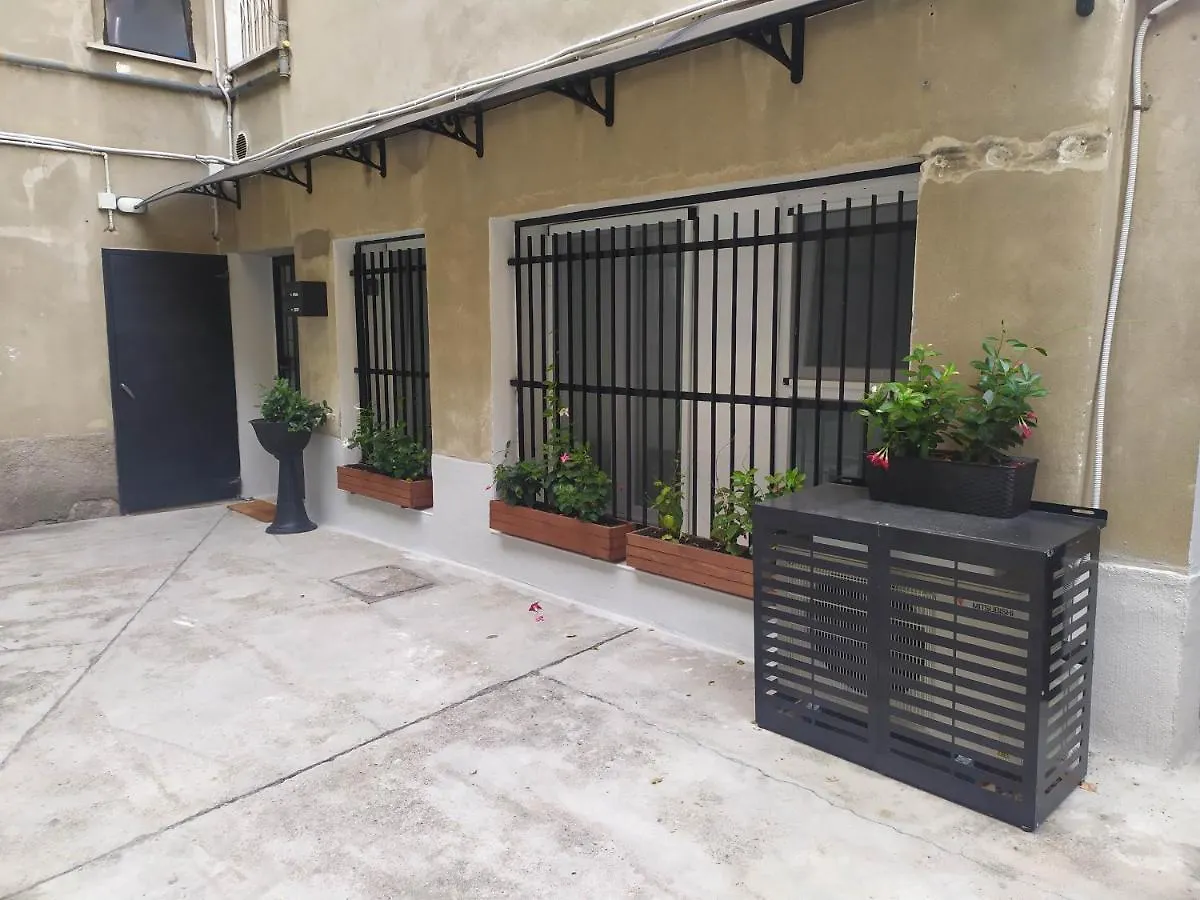 San Siro Dream Home -Apartment With Garage-Milano 0*, Milano